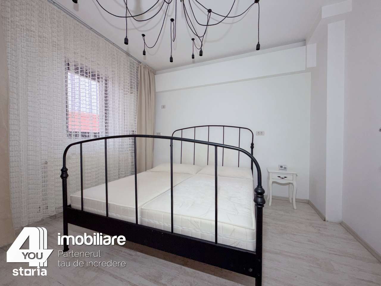 Apartament 2 camere Boul Rosu, et.1,56 mp, mobilat, utilat+termoteca - Imagine principală: 3/9