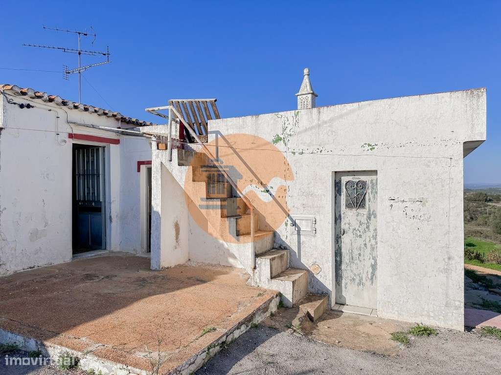 Casa Térrea para Recuperar com Projeto Aprovado - Azinhal, Castro M... - Grande imagem: 2/60