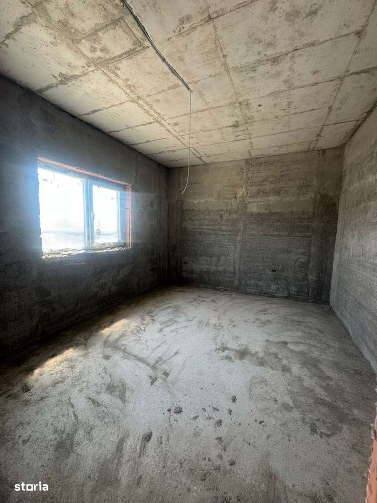 Duplex pe parter cu 3 camere 109.000 - Imagine principală: 5/9