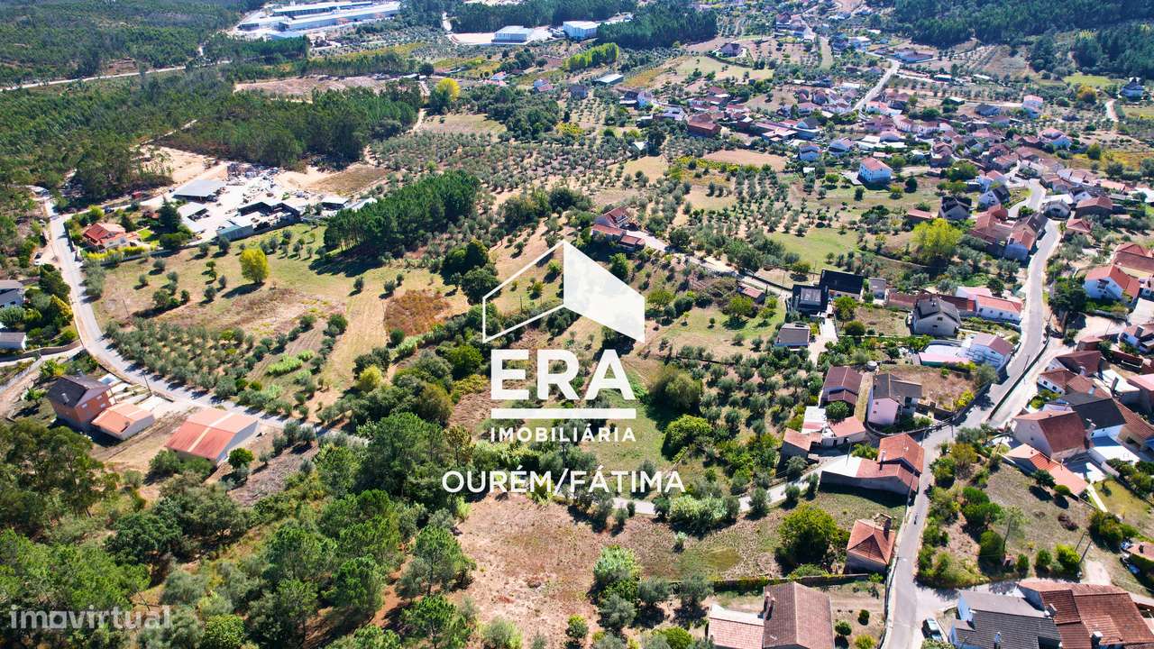 Moradia T2 para reconstrução no Olival-19