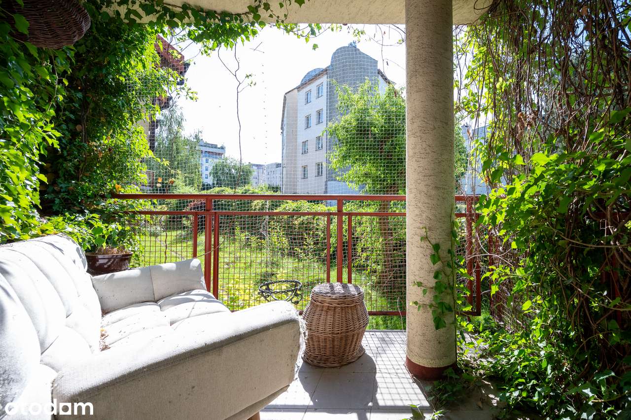 Przestronne mieszkanie przy ul. Reduta | Do własnej aranżacji-13