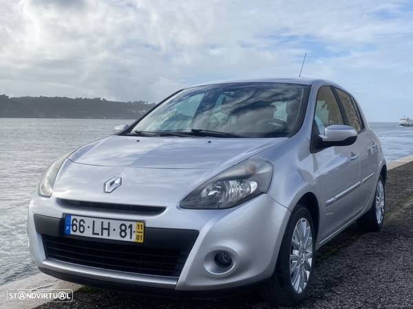 Renault Clio 1.2 16V 75 TomTom Edition - 1