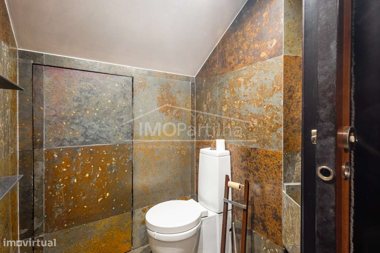 Loja com projeto aprovado P/ T2 na Parede - Cascais-12