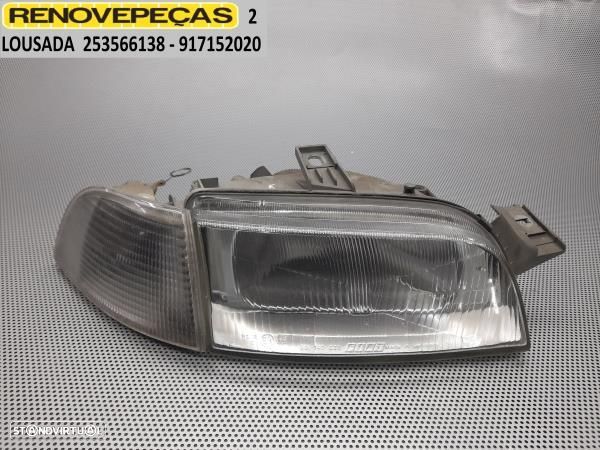 Otica / Farol Dto Fiat Punto (176_) - 1