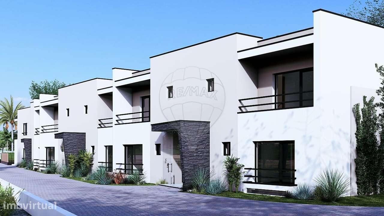 Moradia T4 para venda - Grande imagem: 2/23