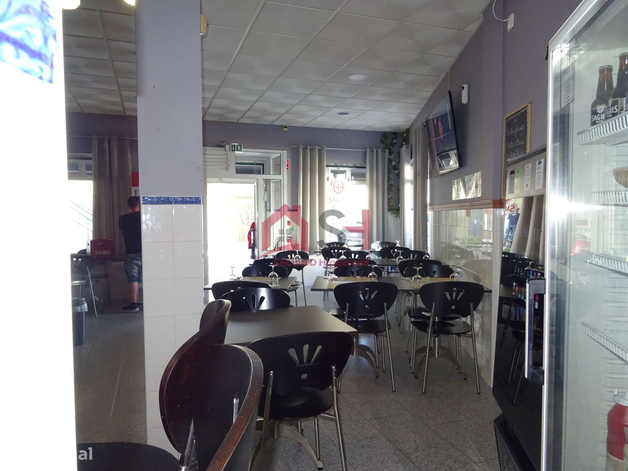 * Café Snack Bar /Churrasqueira Equipado*-21