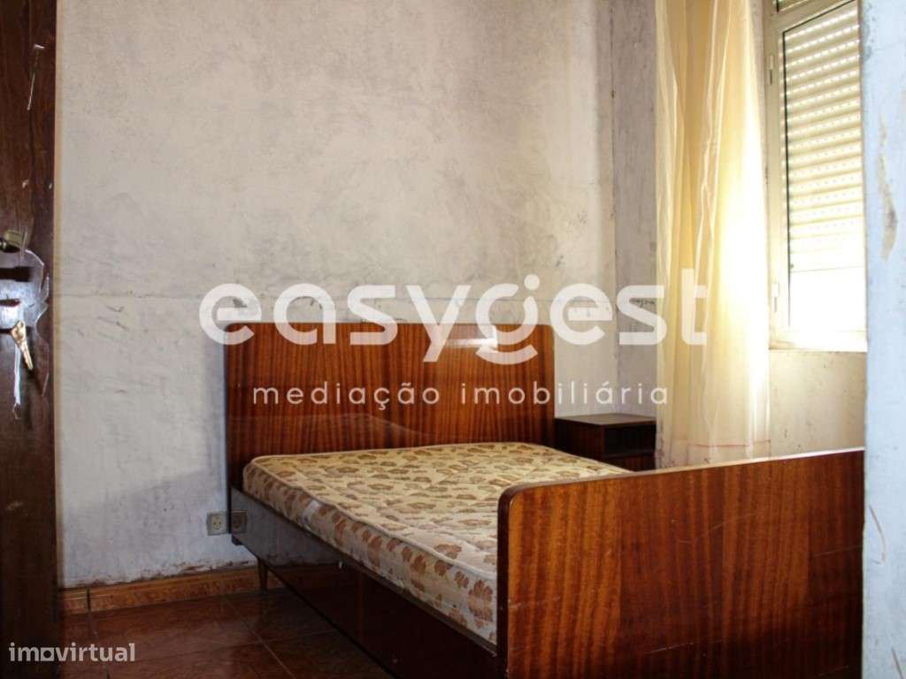 Moradia Geminada traça antiga para remodelar em São Salvador, Ílhavo - Grande imagem: 4/35