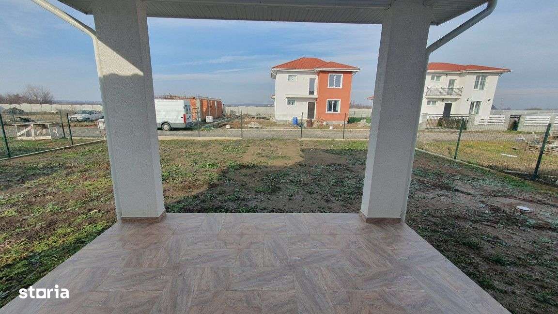 Casa dintre lacuri, Crevedia, cartier nou.-14