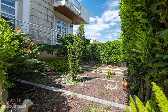 Moradia T3 com jardim Penafiel-20