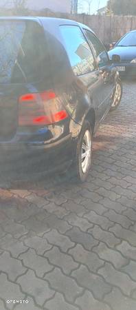 Volkswagen Golf IV 1.4 Basis - 3