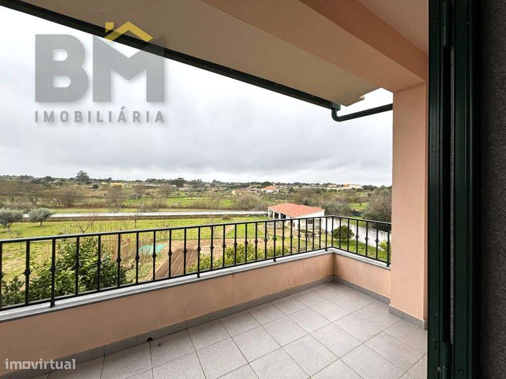 Moradia T4 com 5000m2 de terreno - Escalos de Baixo (Castelo Branco)-20