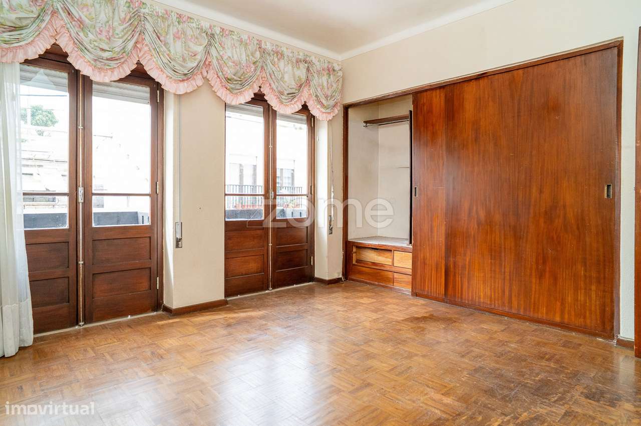 Apartamento T1 na Vila de Sesimbra-7