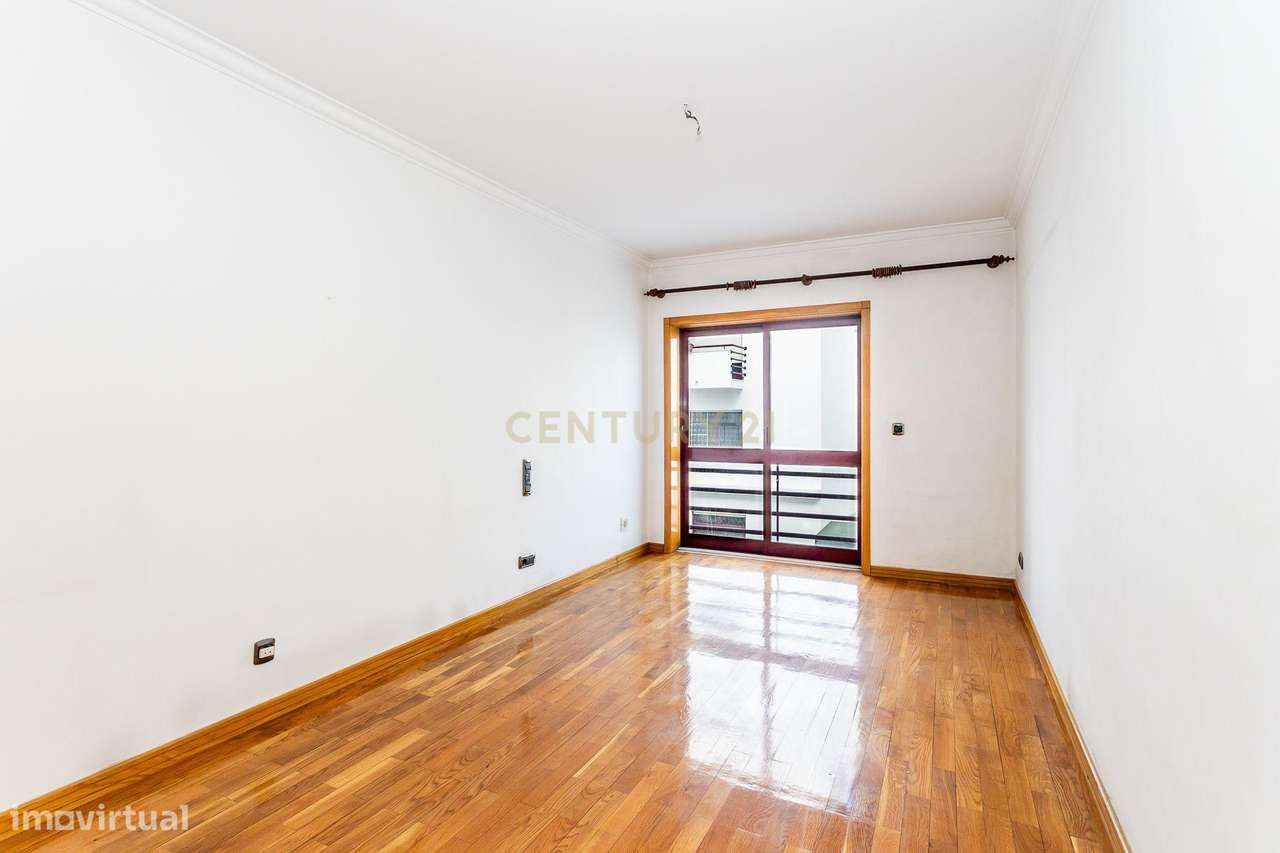 Excelente apartamento T3 na Venteira - Amadora-11