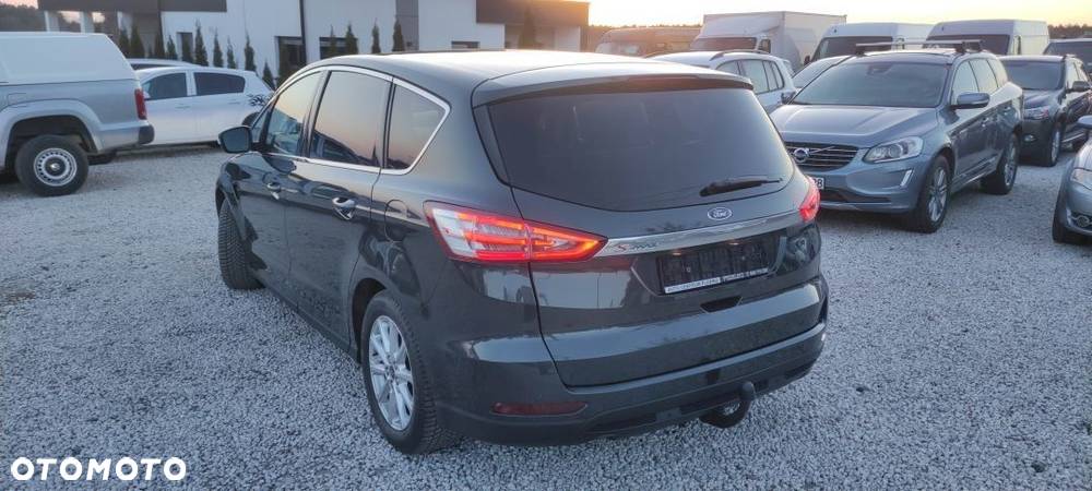 Ford S-Max - 7