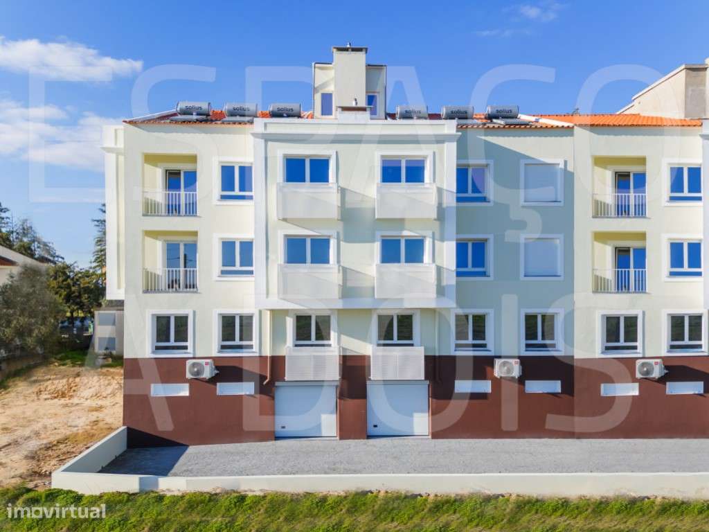 A ESTREAR! - Zona muito Tranquila e aprazível para viver. Parqueame... - Grande imagem: 2/60