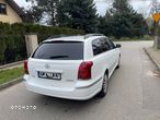 Toyota Avensis 2.0 D-4D Sol - 4