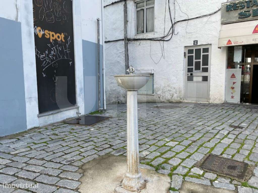 Edifício para Reabilitar na Judiaria da Covilhã - Localização Histó...-25