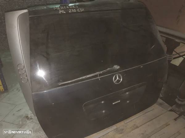 PORTA DA MALA JIPE MERCEDES-BENZ ML - 1