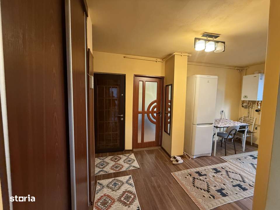 Apartament 2 camere decomandat zona Far - Imagine principală: 5/10