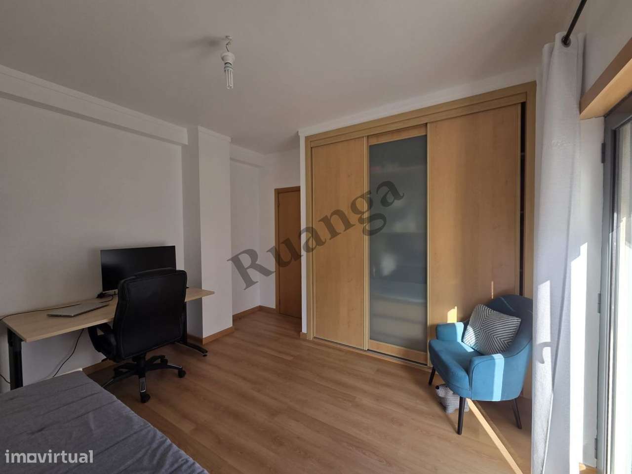 Excelente Apartamento T3 Duplex com Elevador para Venda em Sines-16