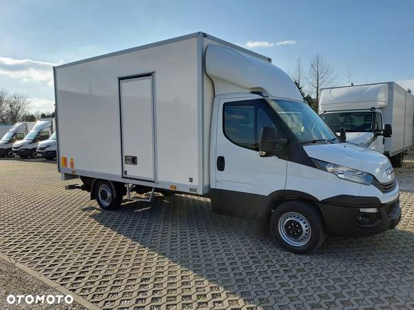 Iveco Daily 35S16 Hi-Matic, Kontener 8PAL, Winda 750KG - 3