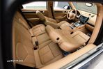 Porsche Cayenne Diesel Tiptronic S - 16