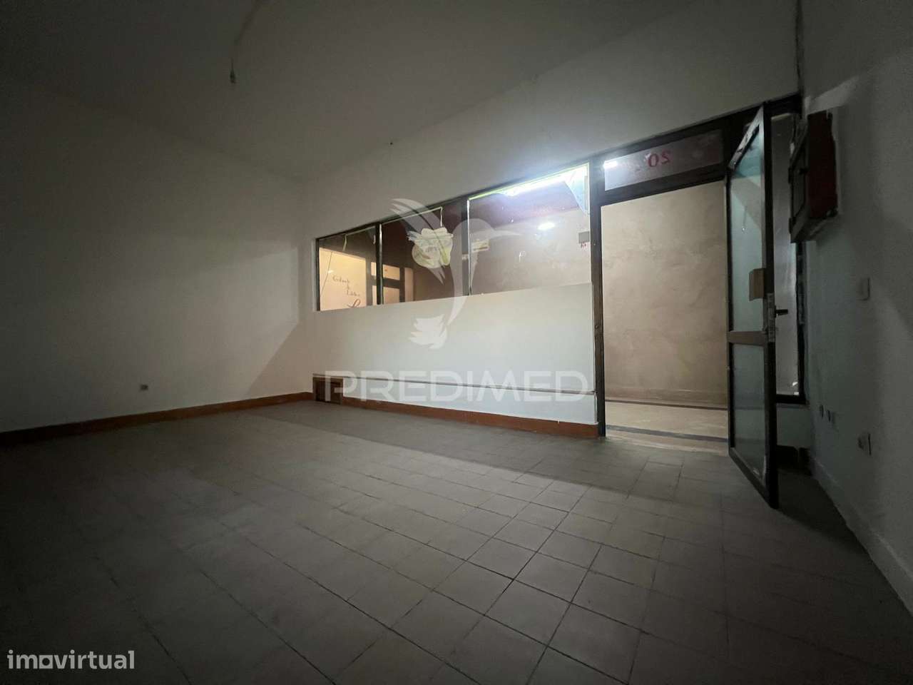 Espaço comercial à venda na Rua Professor Mota Leite para venda. - Grande imagem: 4/10