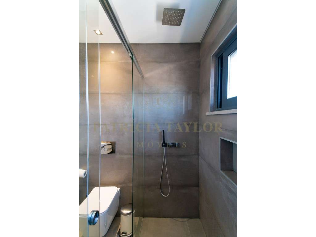 Moradia T3 a venda em Tires-48