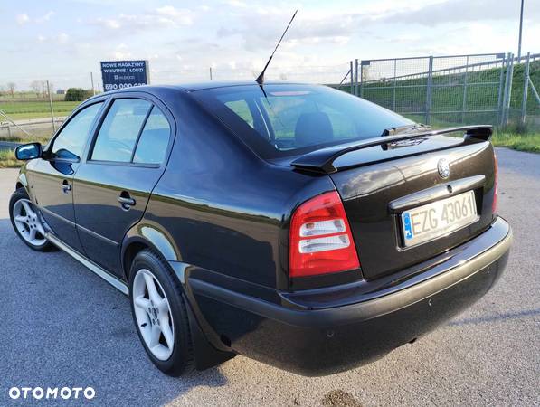 Skoda Octavia 1.8T RS - 4