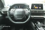 Peugeot 3008 1.2 PureTech Allure S&S EAT8 - 18