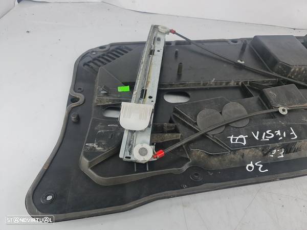 Armação Elevador Frente Esquerdo Ford Fiesta Vi (Cb1, Ccn) - 3