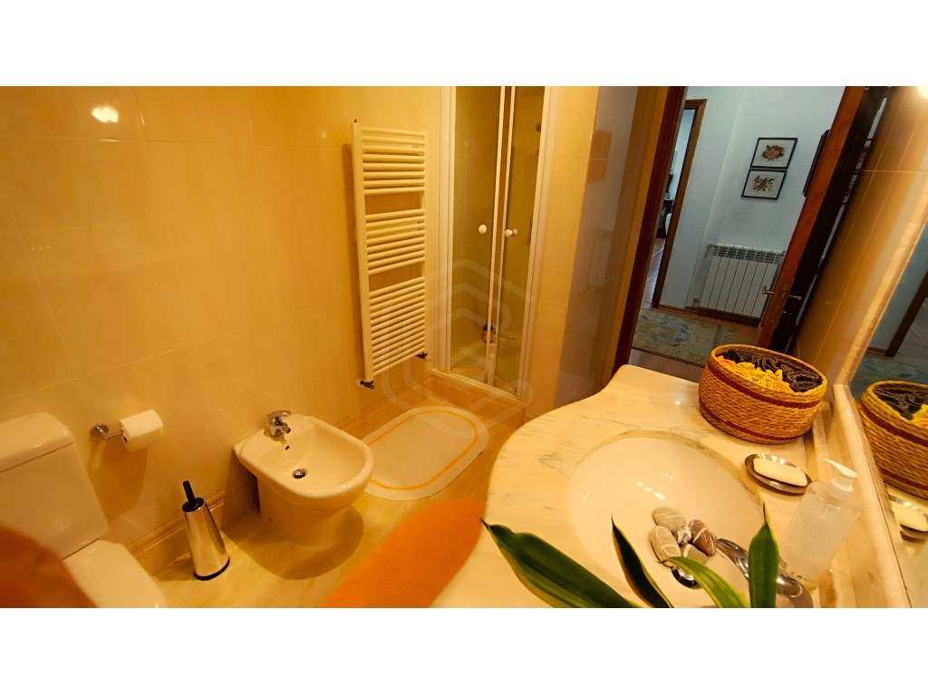 M ORADIA T3 COM PISCINA COBERTA , QUINTAL E 2 GARAGENS, BELMONTE, B...-44