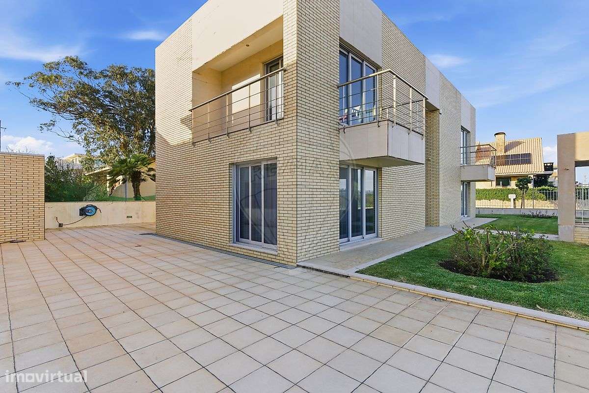 Moradia T4 para venda-30