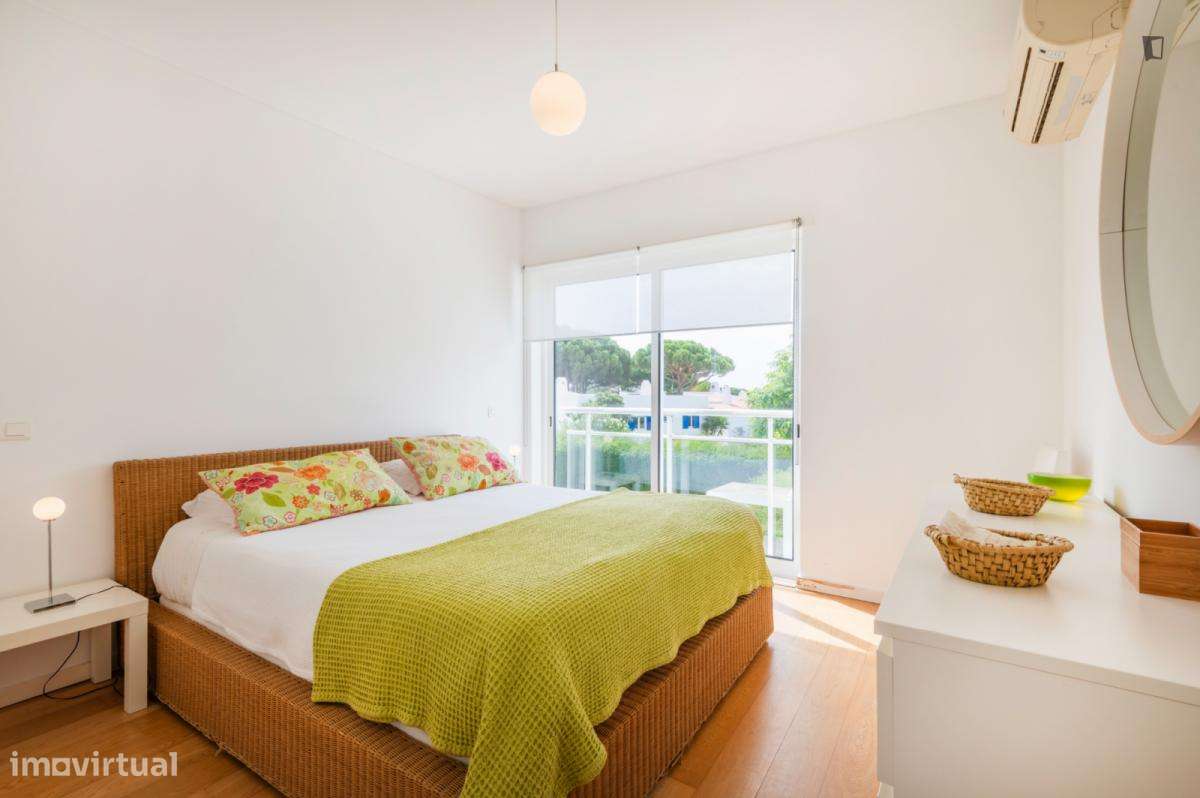 Apartamento com 5 quartos - localizado em Portimao - Grande imagem: 2/40