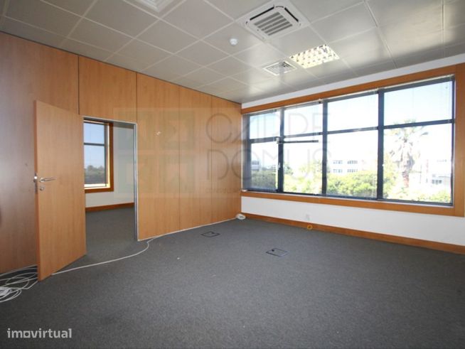 Escritórios com 780 m² na Quinta da Beloura-31