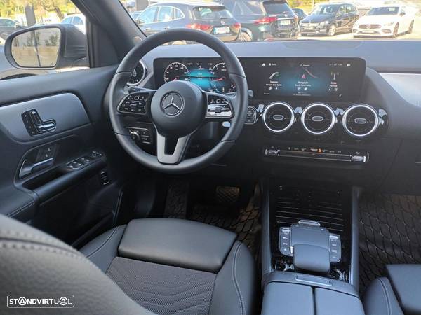 Mercedes-Benz GLA 200 Style - 16