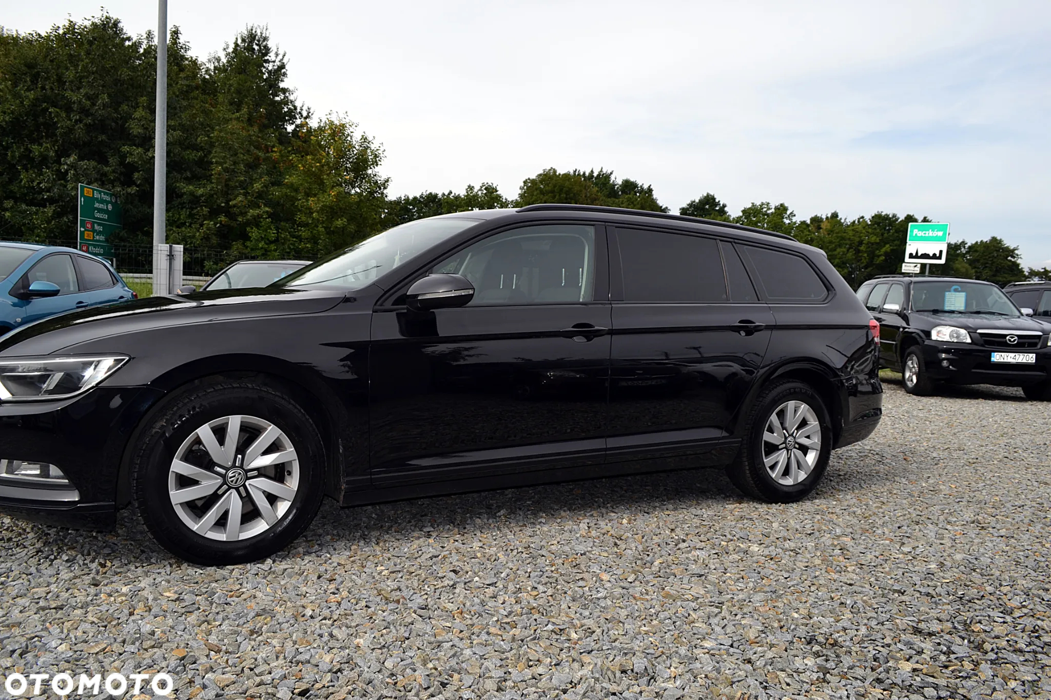 Volkswagen Passat 1.6 TDI BMT Trendline - 8