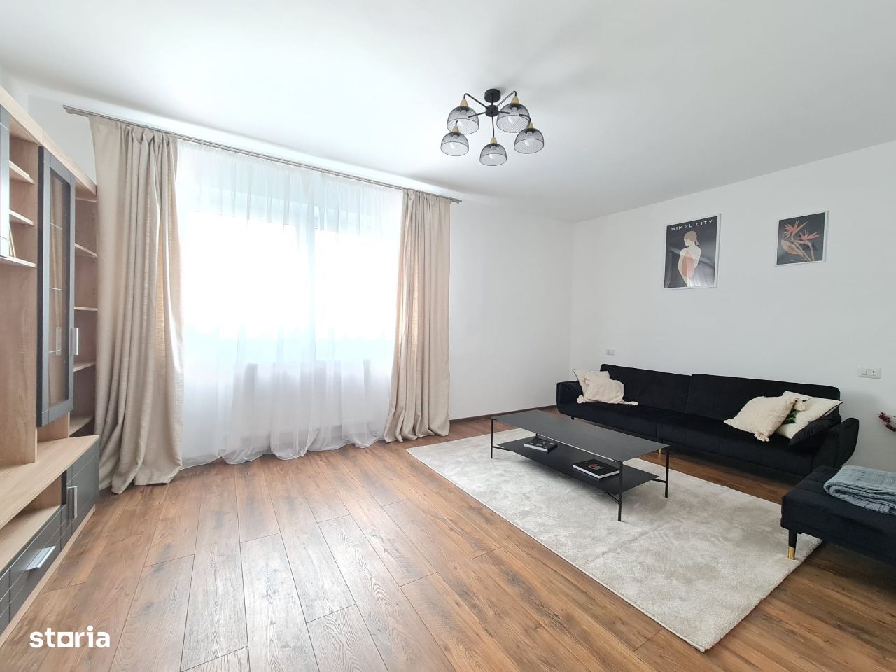 Inchiriez apartament 2 camere, zona Strand-Bihorului