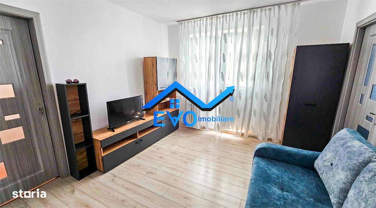 Apartament cu 2 camere, 40 mp, zona Podu Ros - Imagine principală: 2/6
