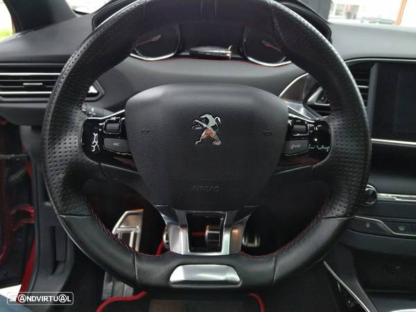 Peugeot 308 1.2 PureTech GT Line - 4