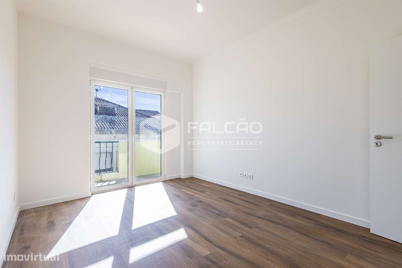Apartamento T2 Venda em Santarém (Marvila), Santa Iria da Ribeira de S-31