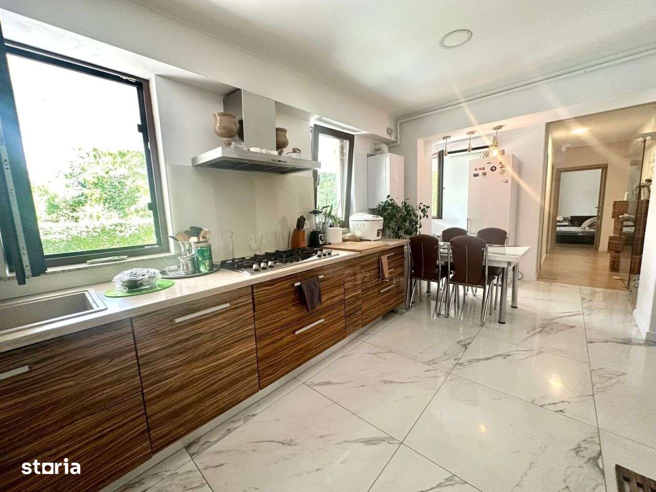 VANZARE 2 cam 70 mpu vis a vis de Stejarii Residence-1