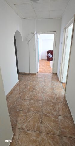 Apartament 4 camere 95 mp, 2 bai, 2 balcoane, bloc 1982, Dacia-7