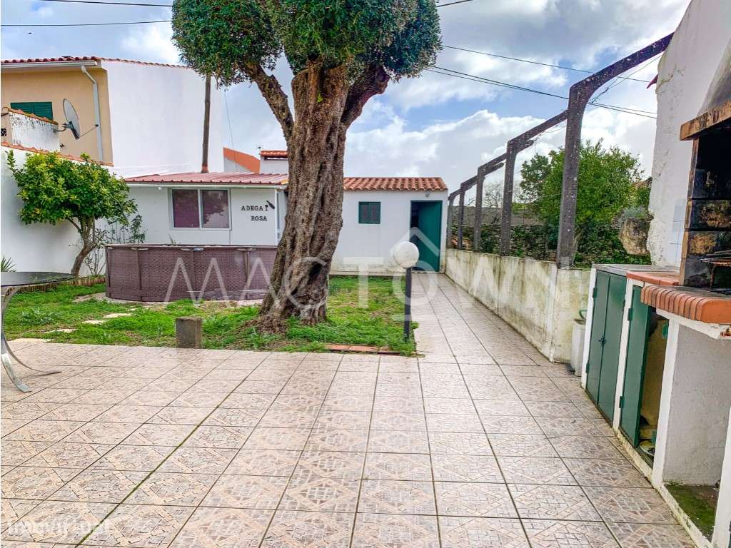 T3 Renovada com Espaço Exterior e Garagem - Grande imagem: 4/25