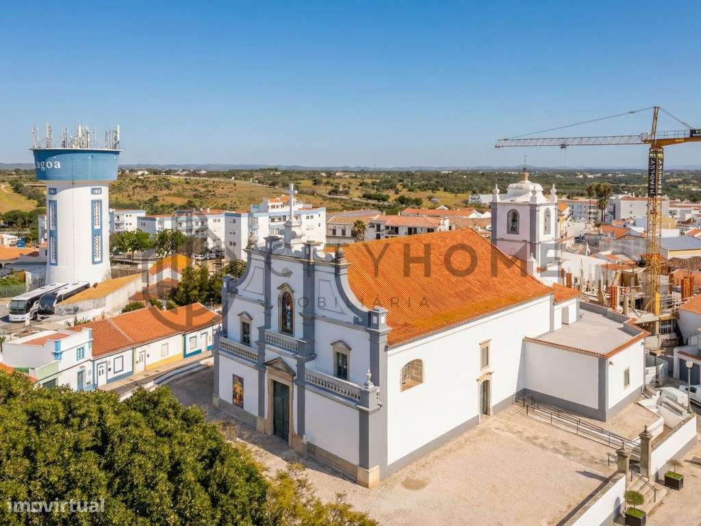 Moradia T2 com quintal no centro de Lagoa-29