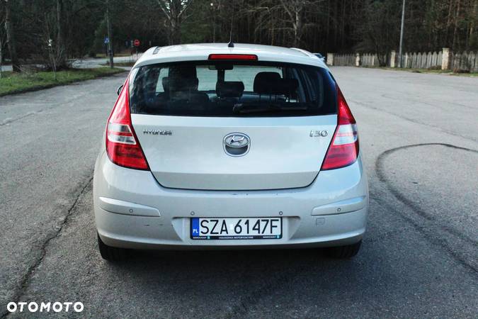 Hyundai I30 1.4 Classic + - 11