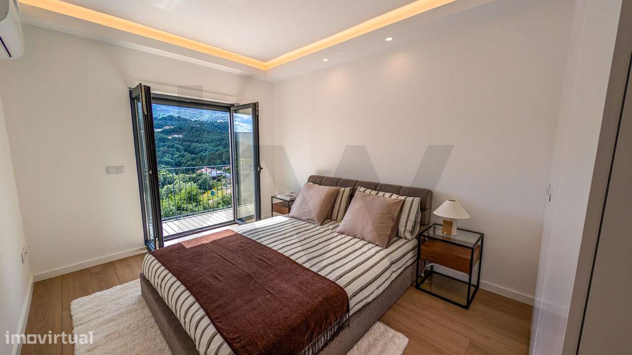 Moradia nova T4+2 Mobilada com Vista Montanha em Lordelo – Vila Real-46