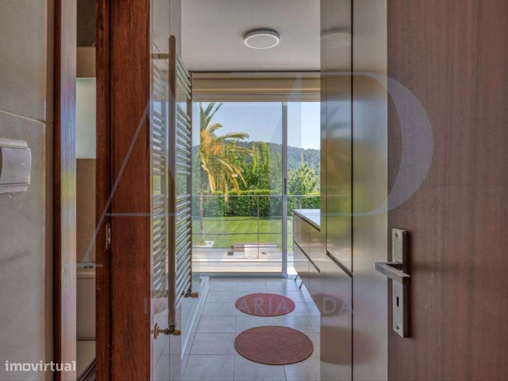 Moradia T4 +1 com piscina-29