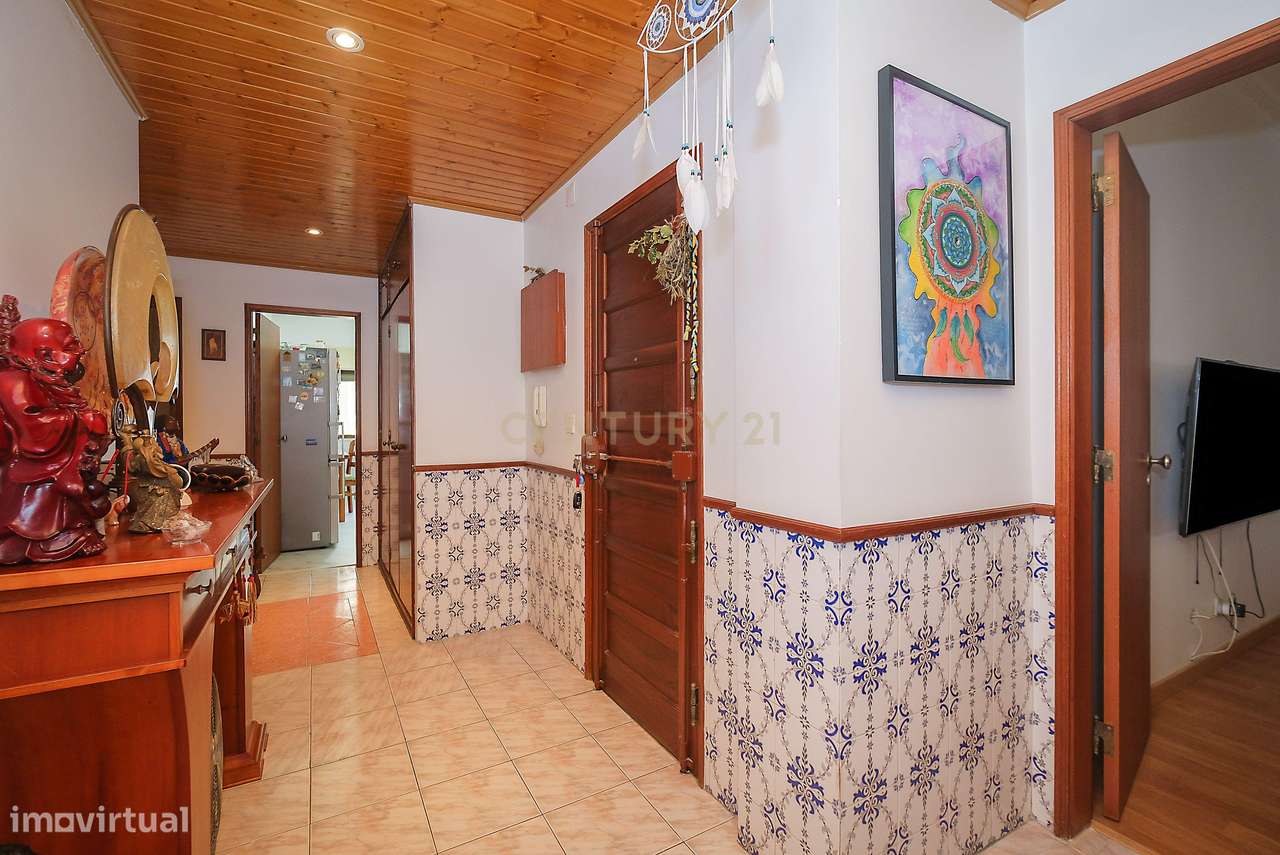 Apartamento T3 em Amora, Seixal - Vista para o Rio-7