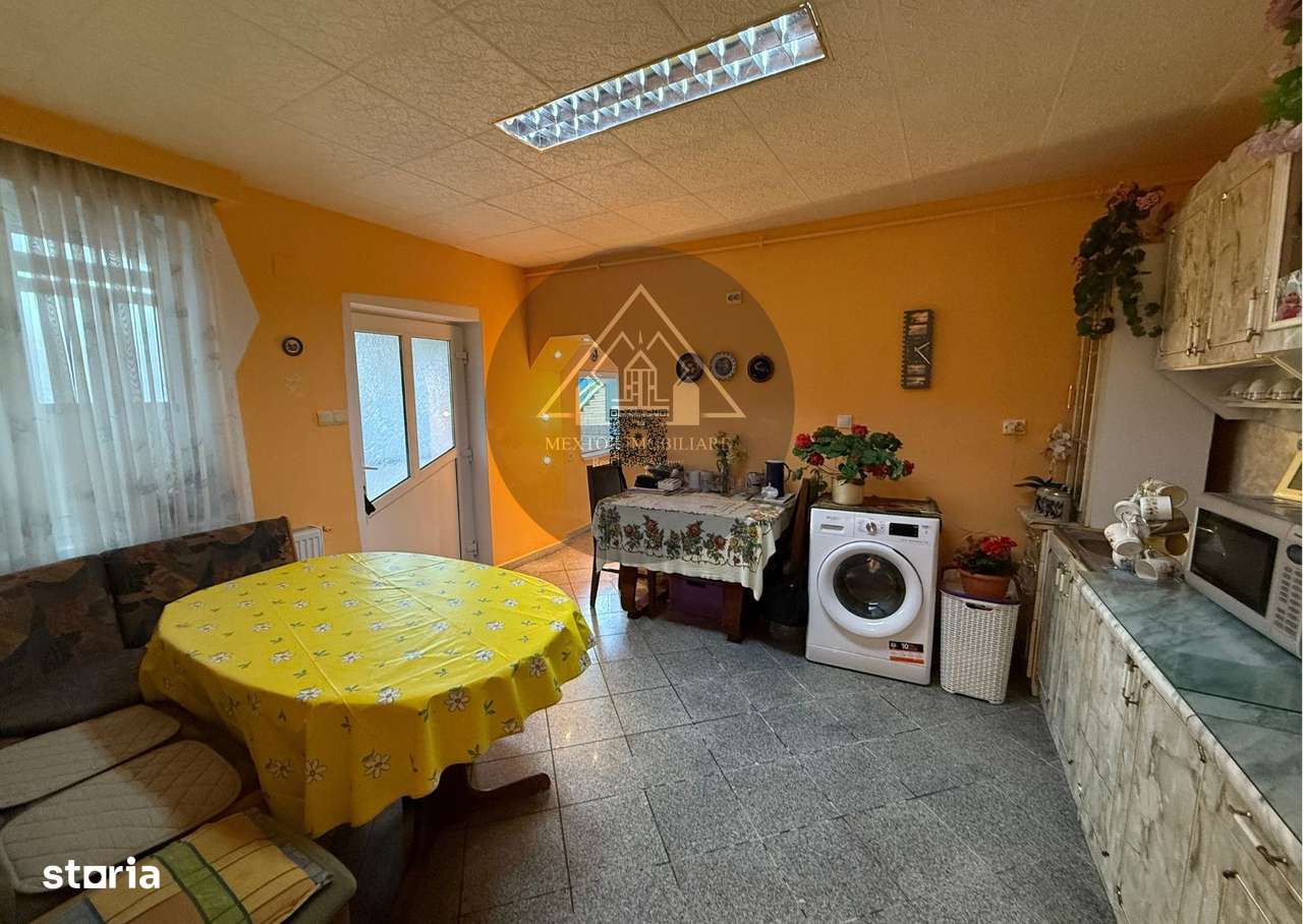 Casa 3 camere, Medias-11